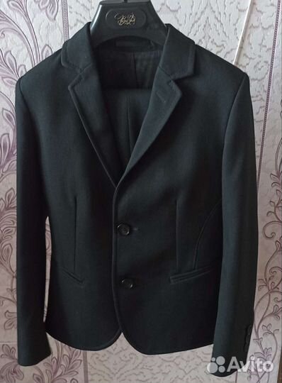 Пиджак школьный р. 128 Белая рубашка в подарок