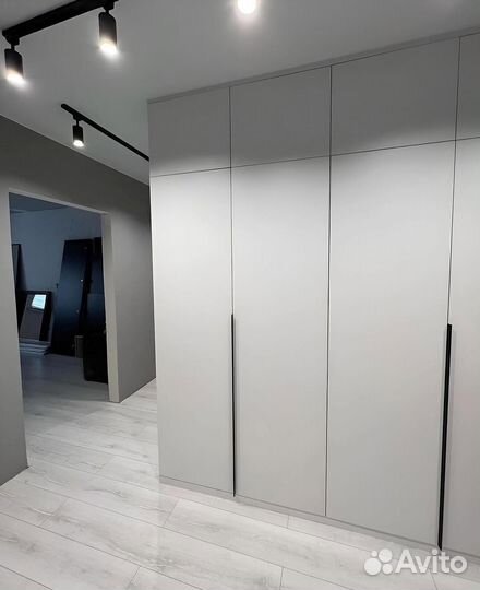 Шкаф в прихожую