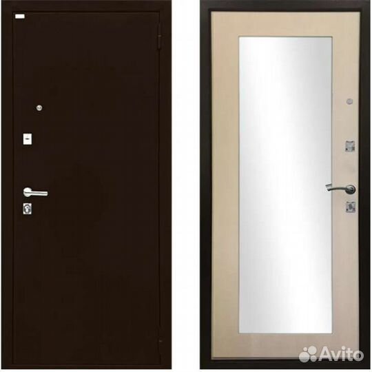 Дверь с зеркалом