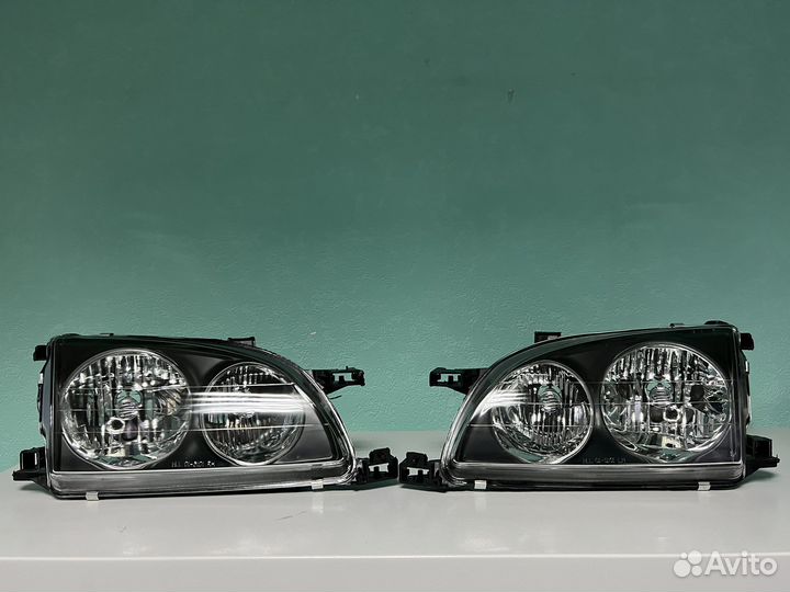 Фары Toyota Caldina 210 Темные