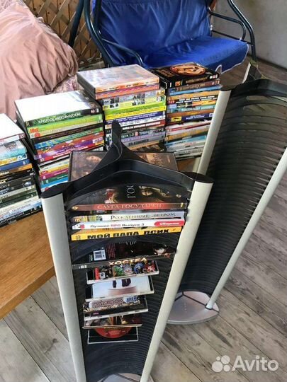 Подставка для кассет, дисков