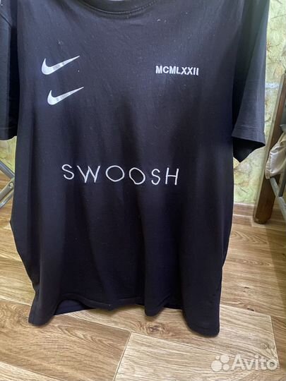 Футболка nike swoosh