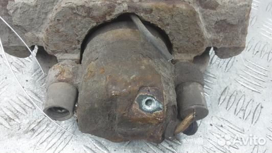 Суппорт тормозной передний правый audi A6 C6 (KSE0