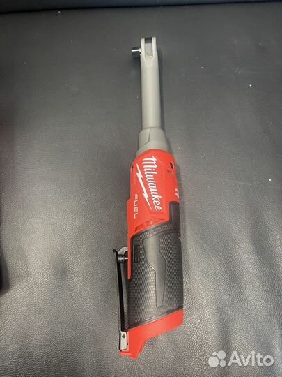 Трещотки торцевые аккумуляторные milwaukee m12