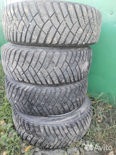 Goodyear Ultragrip Ice Arctic 205/60 R16 96T