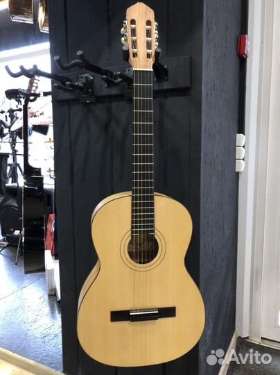 Гитара классическая Strunal-Cremona 200 EKO