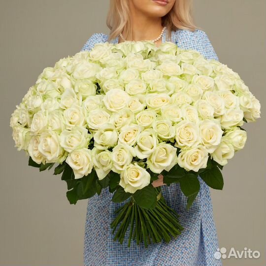 Аваланж 101 Белая Роза букет