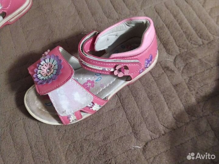 Сандалии для девочки
