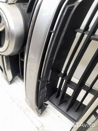 Решетка радиатора Toyota Land Cruiser Prado 150