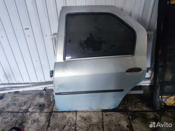 Двери на renault logan 1