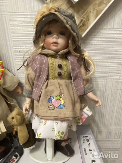 Кукла фарфоровая коллекционная 30см
