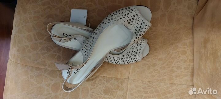 Босоножки женские 39 размер