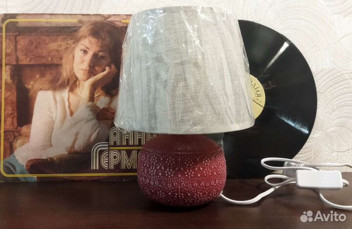 Лампа настольная с абажуром новая