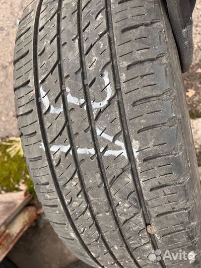 Kumho Crugen Premium KL33 215/60 R17 100V