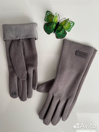 Женские перчатки