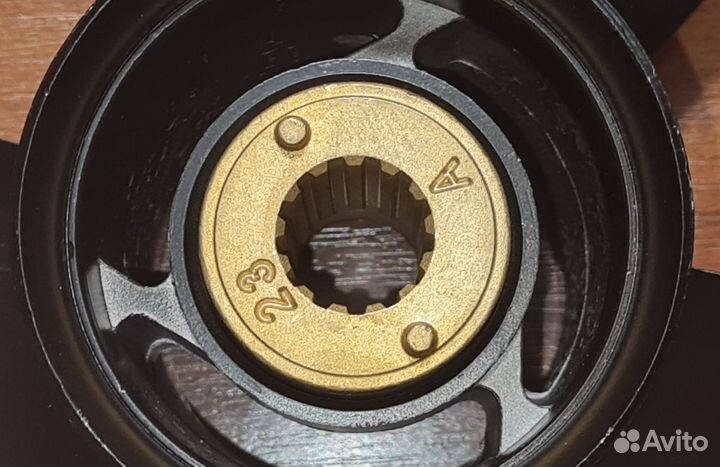 Винт Mercury 25-70 (3x11-5/8x11)