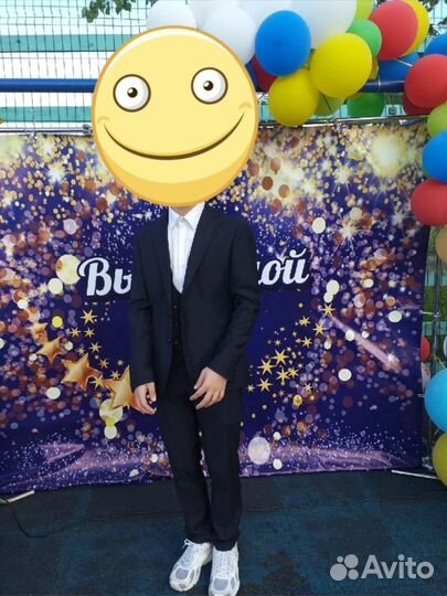 Мужской костюм тройка