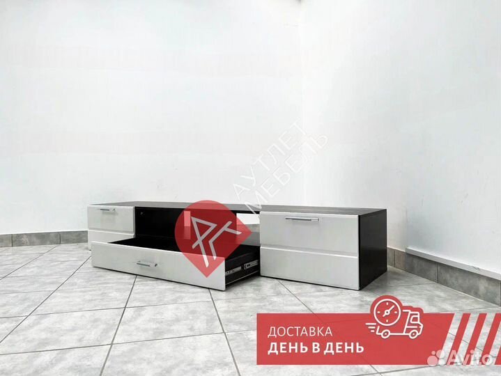 Тумба под телевизор