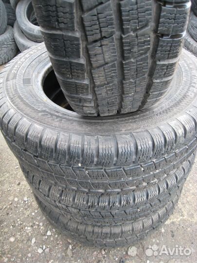 Paxaro Van Summer 215/70 R15C
