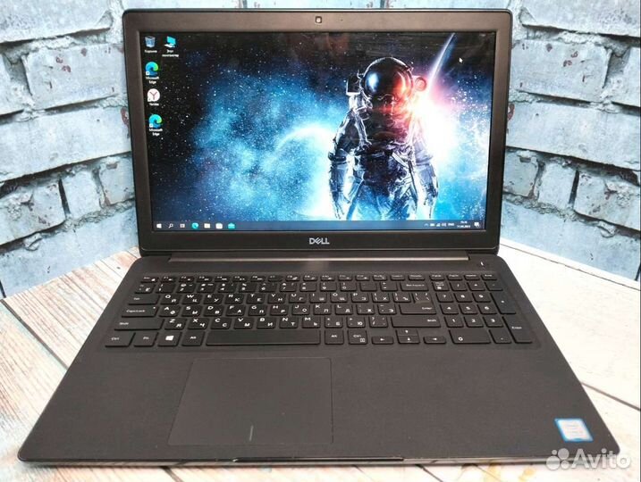 Ноутбук Dell на i3-8145U/ RAM 8/ SSD 256 в идеале