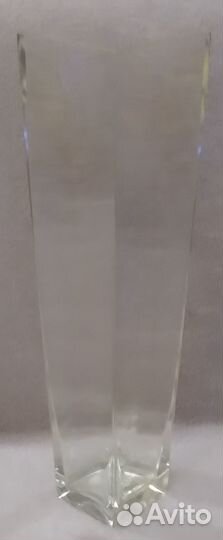 Ваза стеклянная. Ручная работа