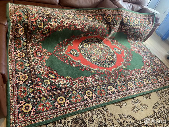 Ковер шерстяной