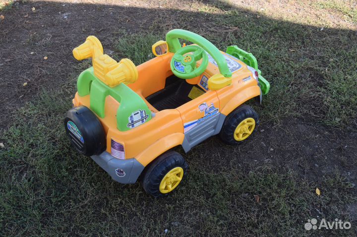 Детский электромобиль