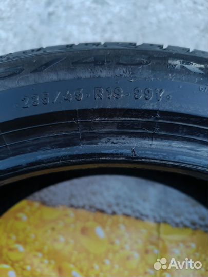 Pirelli Powergy 235/45 R19