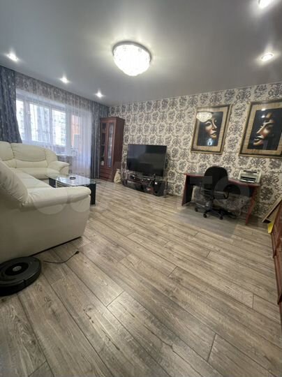 3-к. квартира, 100,8 м², 2/6 эт.