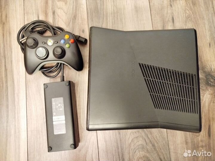Xbox 360 S 250gb freeboot