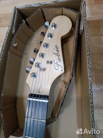 Электрогитара