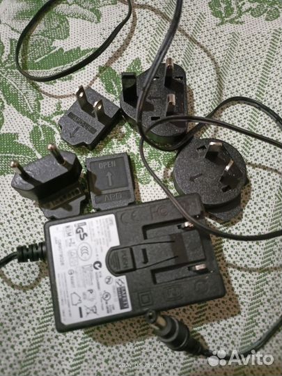 Блок питания 12v 1,5А