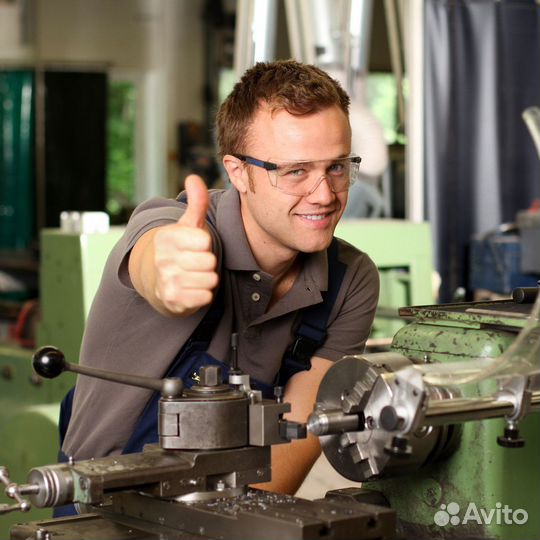 Токарь (можно без опыта)