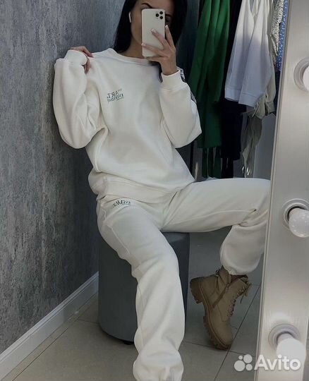 Костюм спортивный