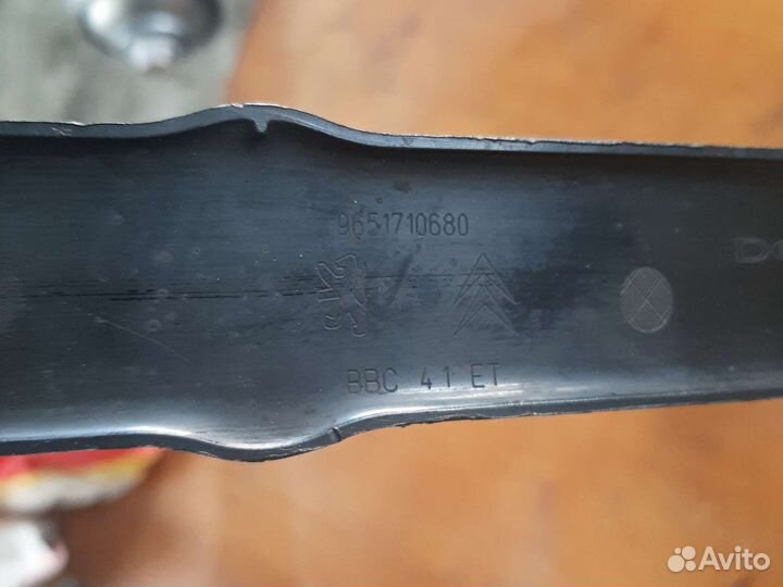 Катушка зажигания Peugeot 207 1.4i