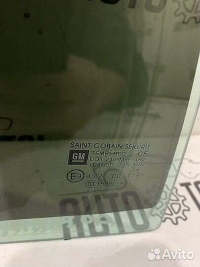 Стекло двери заднее правое Opel Corsa D Z12XEP