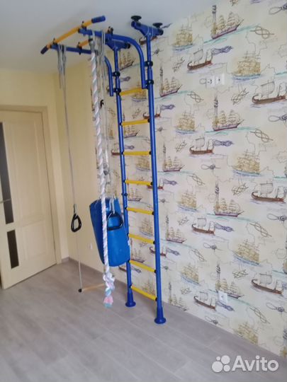 Шведская стенка с турником бу