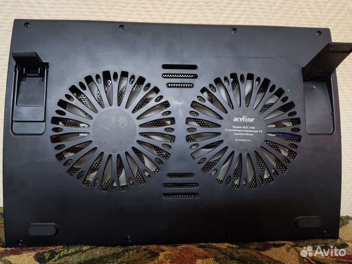 Подставка с охлаждением Aceline