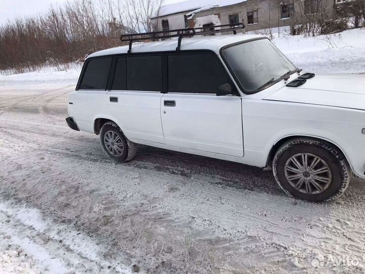 Продам ваз 2104 по запчастям