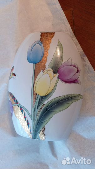 Ваза, фарфор