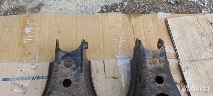 Geely emgrand X7 Рычаг нижний поперечный пара 2шт