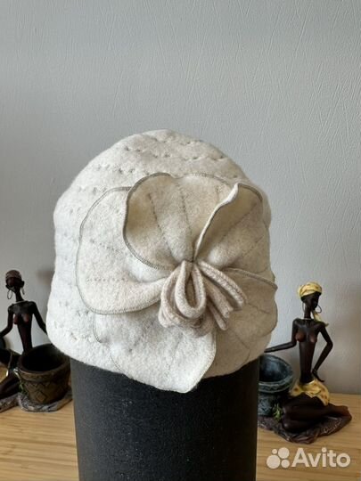 Берет женский шерстяной