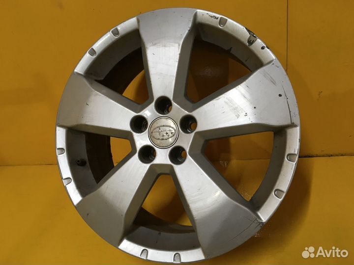 Есть трещина. 4 шт. Диски - SubaruR15 (5х100)