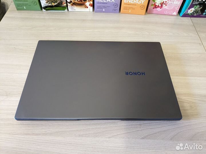 Honor magicbook 14