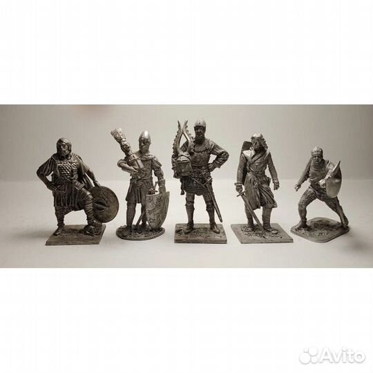 Оловянные солдатики 54 мм,1/32 (5 шт.)