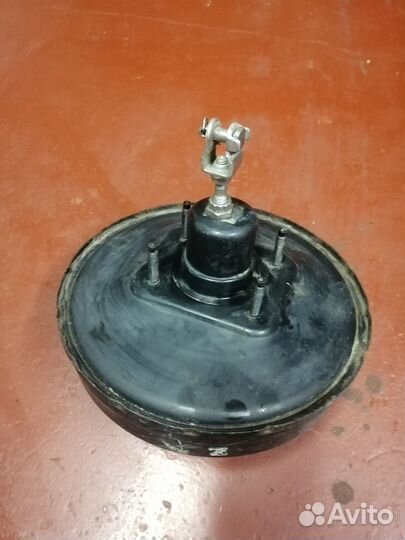 Вакуумный усилитель тормозов