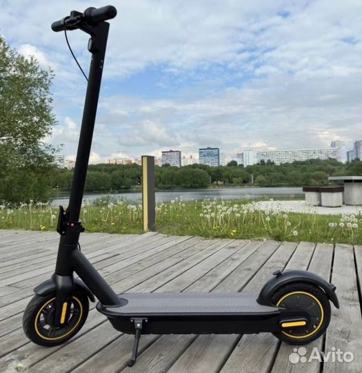 Самокат электронный