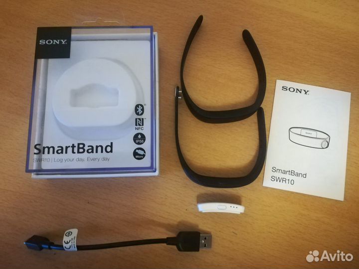 Фитнес-браслет Sony Smartband SWR10