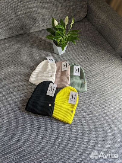 Шапка женская вязаная