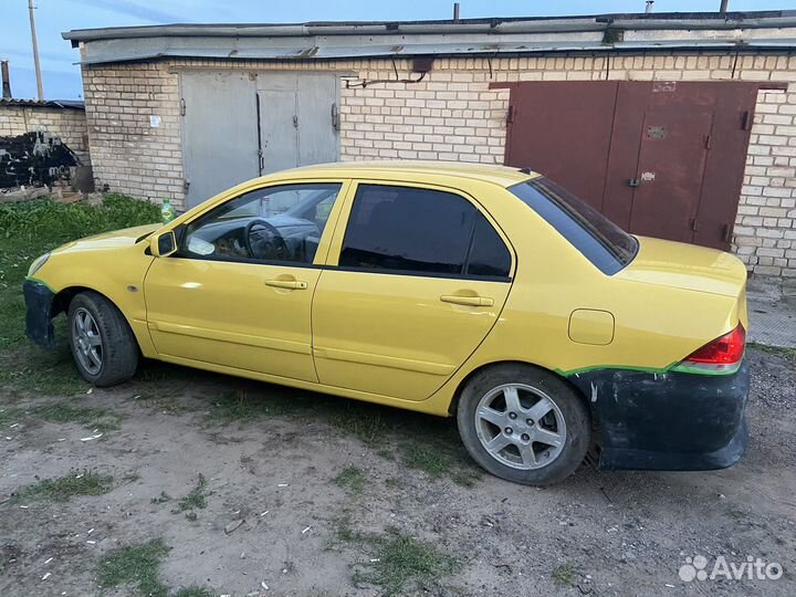Mitsubishi Lancer 1.6 AT, 2006, 250 000 км